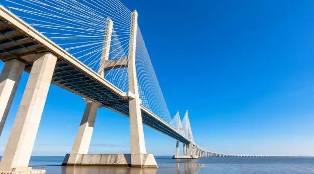 粤港全球大湾区GDP排名_粤港澳大湾区gdp(2)