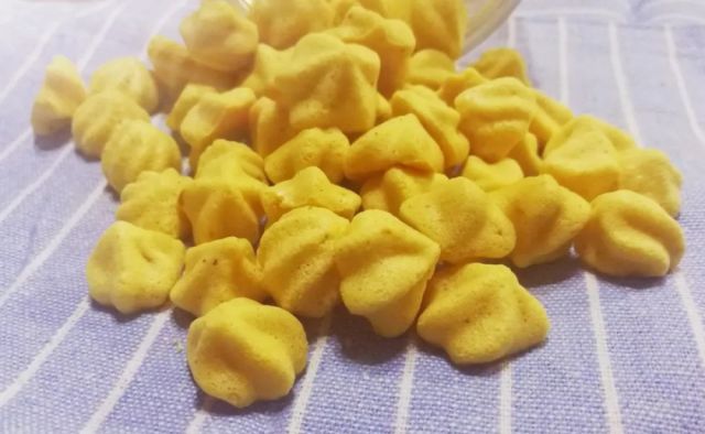 640
