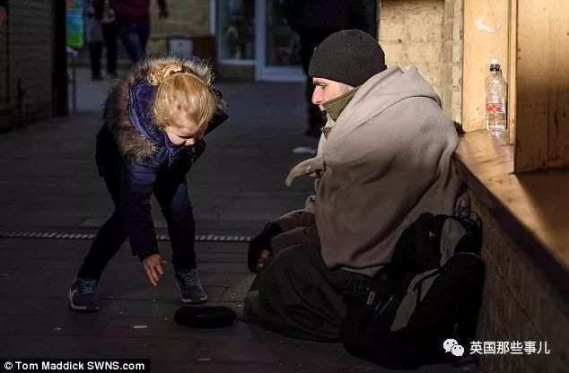 街头乞讨者吹笛子，街头乞讨者吹笛子是哪一集