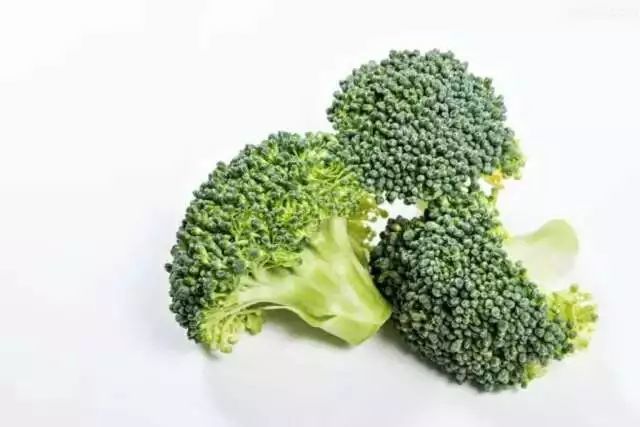 640