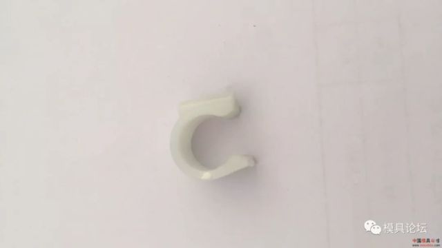 640