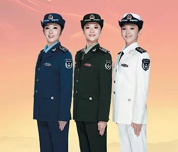 不爱红装爱武装中国人民解放军历史上女兵服装欣赏