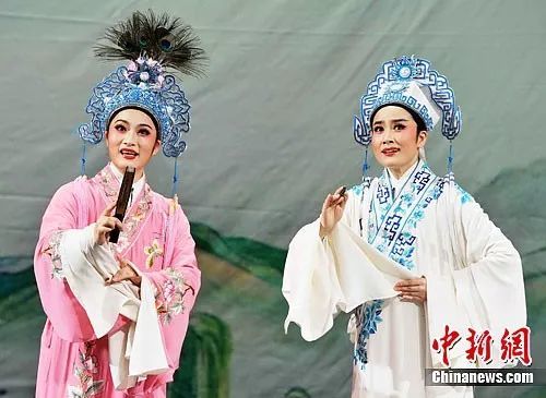 越剧鸳鸯宝剑曲谱_越剧鸳鸯宝剑喜成双图(3)