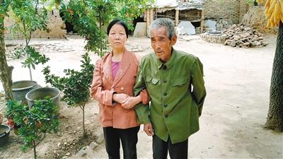 父母贷款交学费 儿子失联