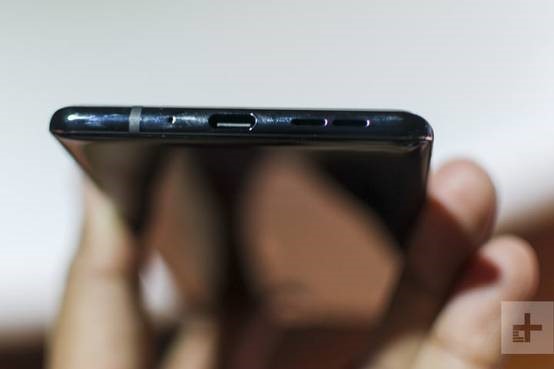 三星S9对比诺基亚8 Sirocco 诺基亚找回当年的地位吗