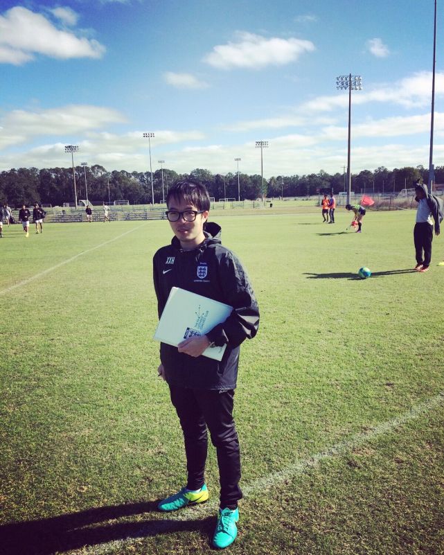 球迷说-拜仁死忠为足球周游10国 最爱家乡成都