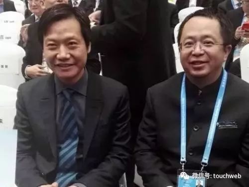 周鸿晒与李彦宏合影：360百度这对昔日“仇敌”泯恩仇？