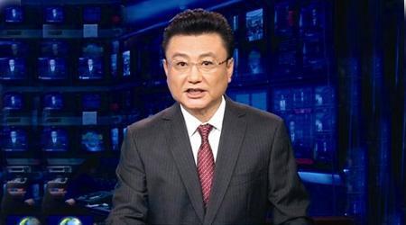 央视播音员王宁近照曝光：“幸福胖”明显，一家人和美幸福