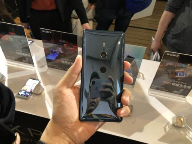 索尼发布港版XZ2系列 全高清960帧超慢动作