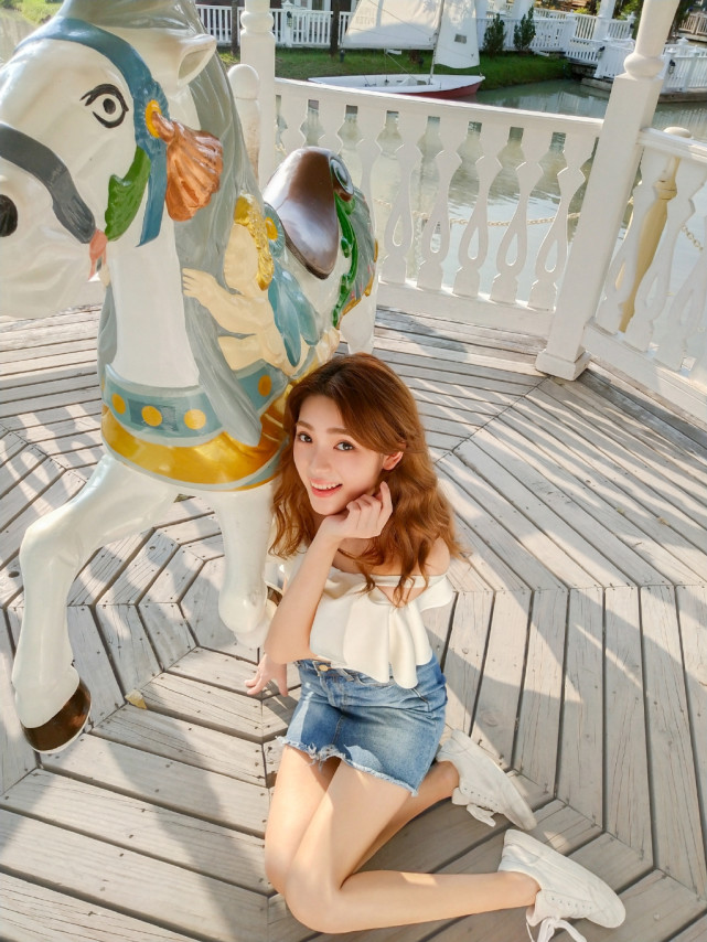 6.28寸刘海屏vivo X21代言人亮相 官方样张公布