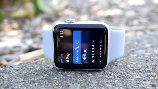 最佳运动手表对比 Apple Watch 3和Ionic