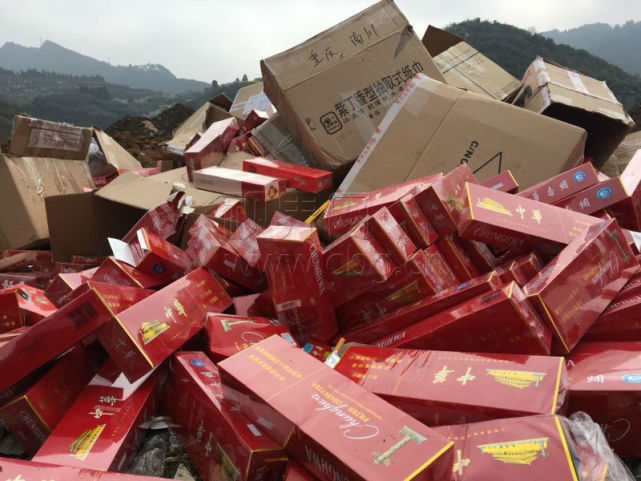 集中销毁2000多条假烟多数来源于物流渠道