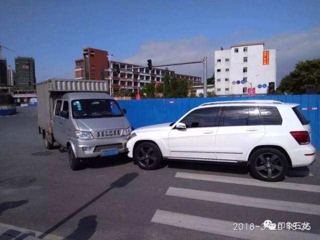 石龙这些道路正在工程施工中，建议绕行