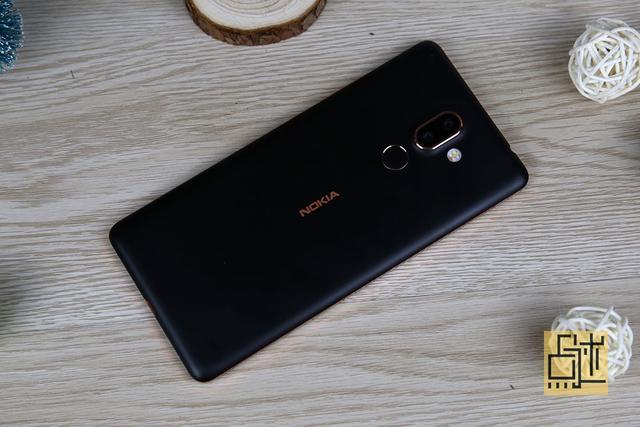 诺基亚7 Plus体验：卡尔蔡司认证回归 价格诚意满满