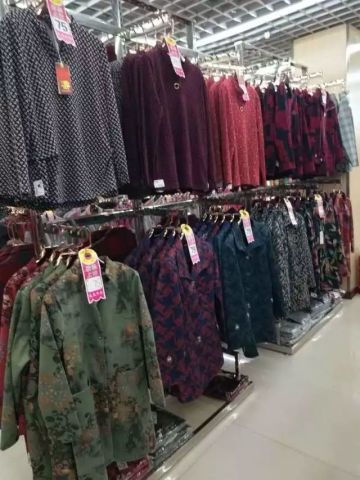 640