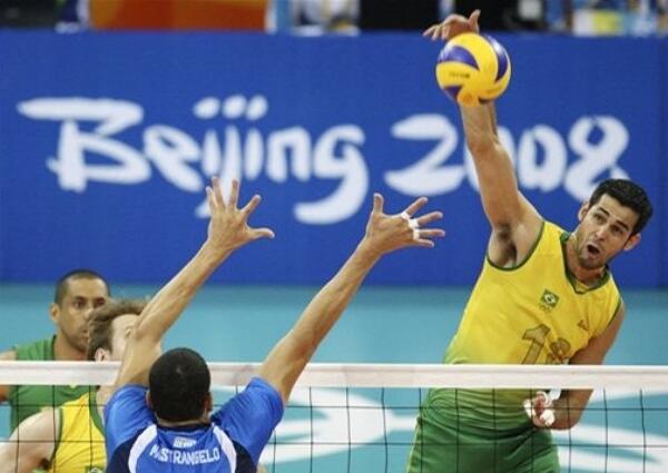 伊薩奇巴希女排進(jìn)土超決賽 瓦基弗距歐冠4強(qiáng)一步之遙