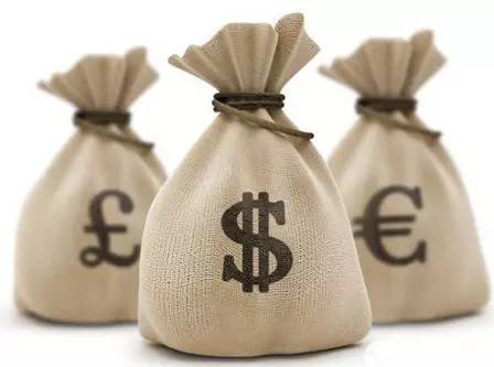 10万元存银行1年净亏537元!中国已进入一个干