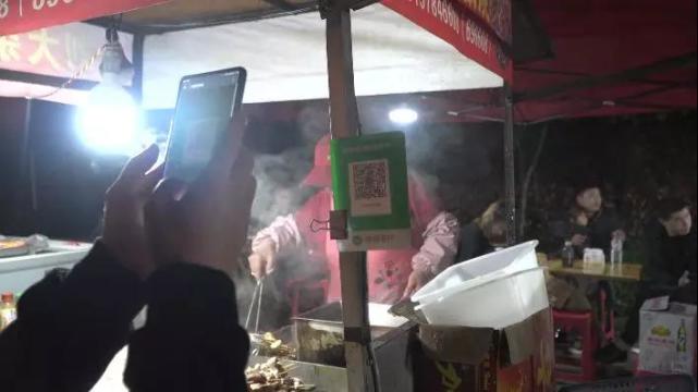 丽水这位老板用二维码收款 结果一夜收入“打水漂”