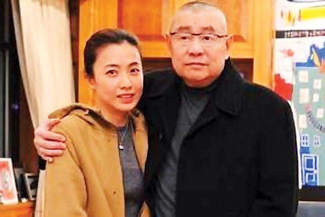 关之琳主动晒豪宅,李嘉欣无意晒别墅,网友:都比