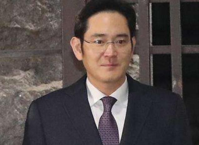 副董事长的权力_华为副董事长(2)
