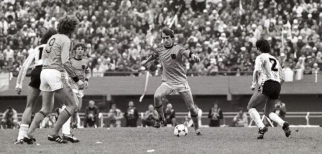 【世界杯百大球星】克洛尔:克鲁伊夫臂膀 全攻