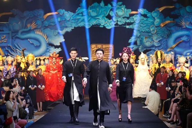 蓝野尚品龙之传承2018中国服饰文化造型发布会-腾讯网