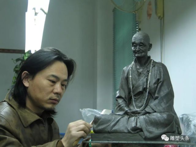 2003年,《仁德大和尚》创作照