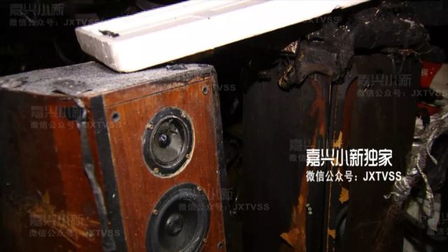 电器铺火烧殃及隔壁服装店 老板娘索赔6万