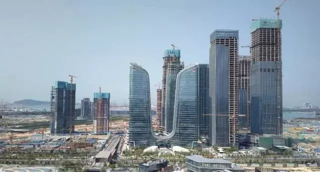 深圳未来gdp能否超上海_深圳gdp变化图(2)