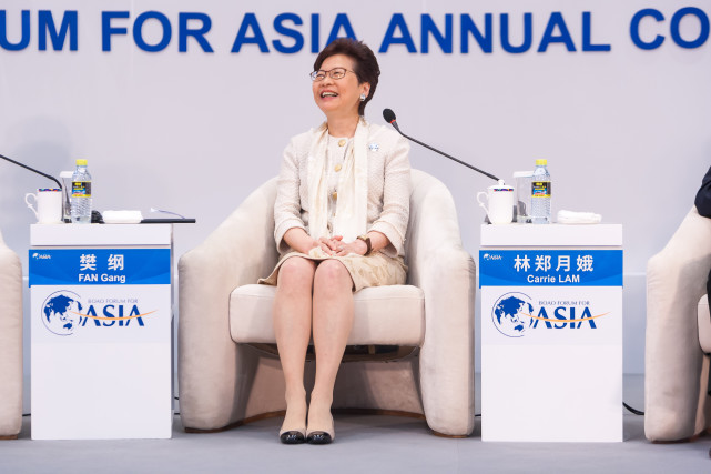 林郑月娥:现在经济发展的两大局限是土地和人