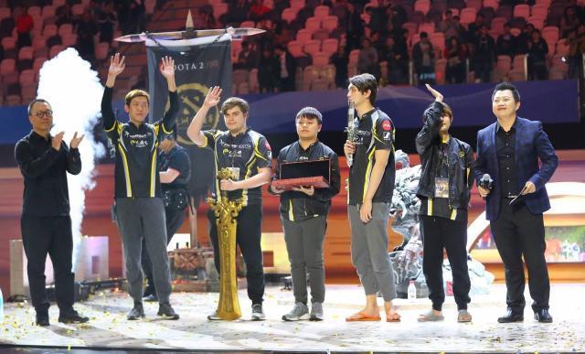 电竞博彩与假赛风波 买外围的钱被谁赚了?