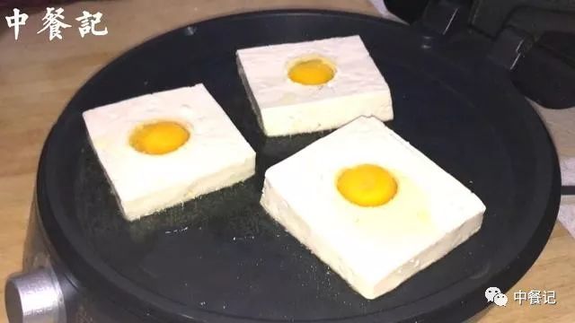 640