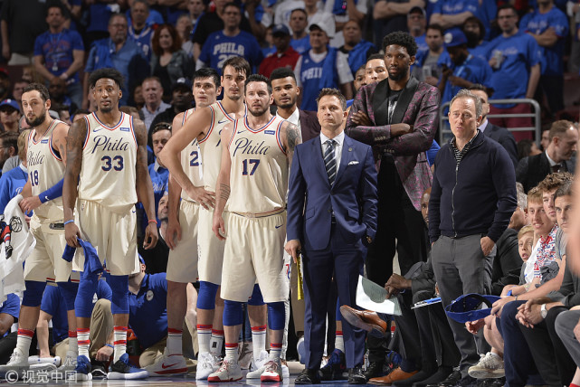 马刺系在费城崛起 76人三少借力蹿升能走多远
