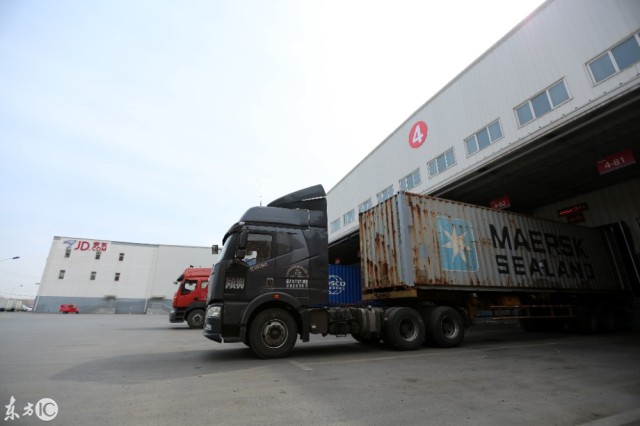 来沈阳看看京东的物流公司,这明明就是娱乐场