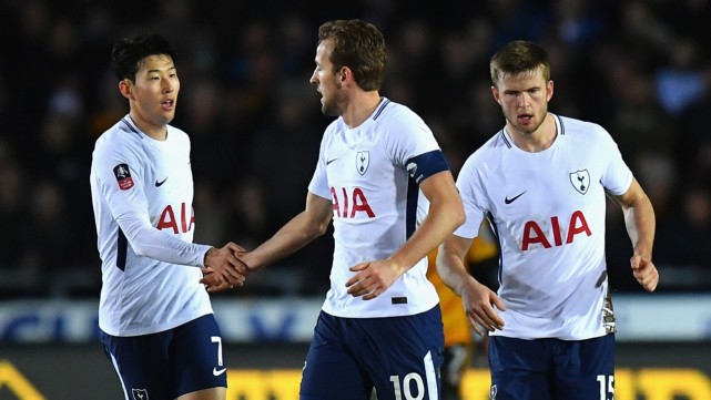 19日2:45视频直播英超伯恩茅斯vs曼联:红魔争