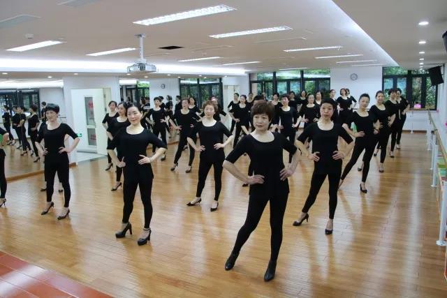 江北区乐学江北微信公众号网络直播课程首次