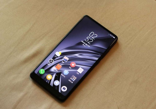 黑鲨对比红魔看完买了小米MIX2S!