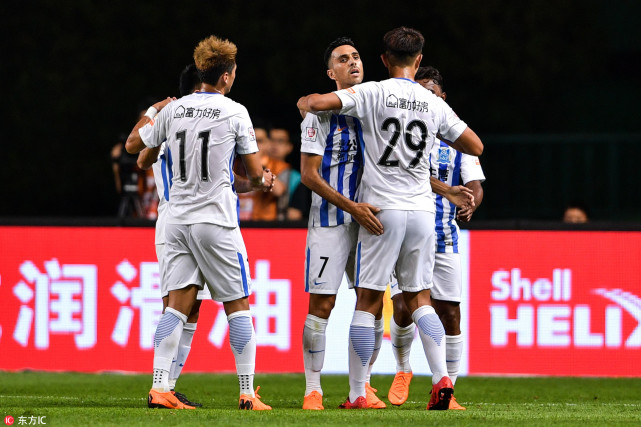 央视:李霄鹏变打法鲁能收获成效 视频裁判作用