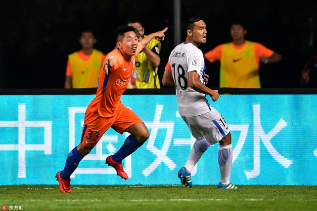 央视:李霄鹏变打法鲁能收获成效 视频裁判作用