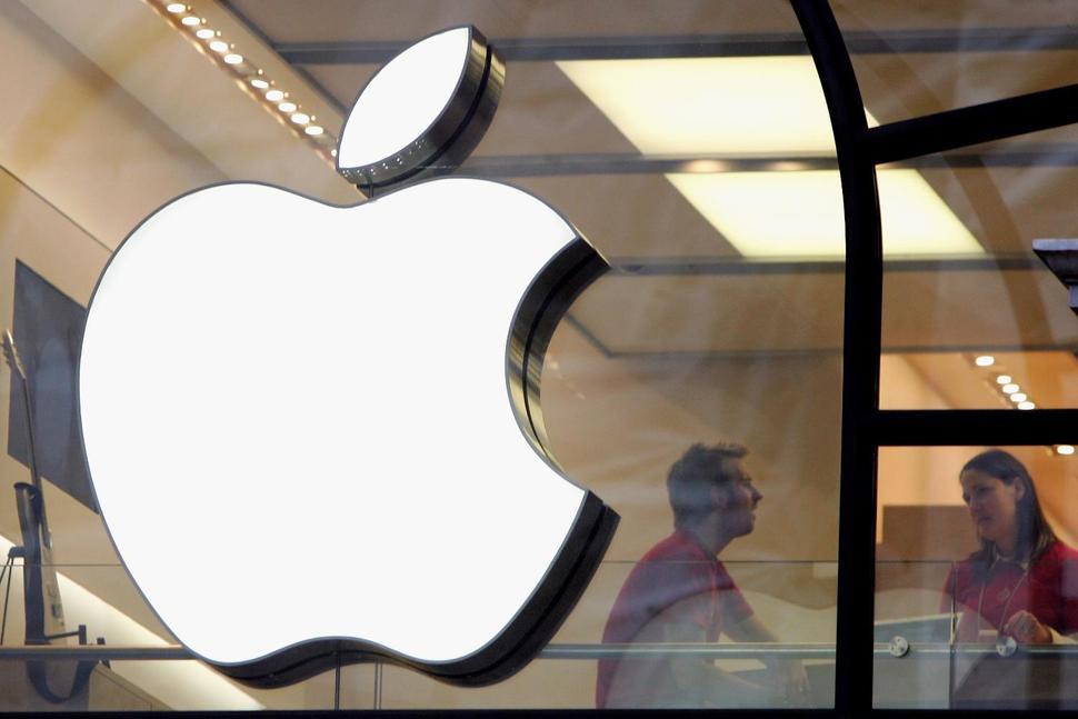 苹果市值在过去几周蒸发逾2200亿美元 四大因