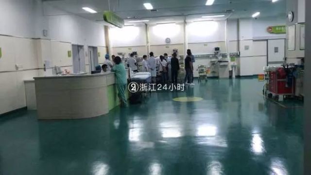 杭州5岁男孩从15楼坠亡!邻居伸手救人只抓到衣