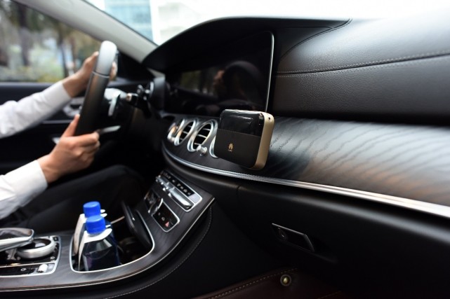 华为牵手滴滴豪华车：乘客尊享不限量WiFi服务