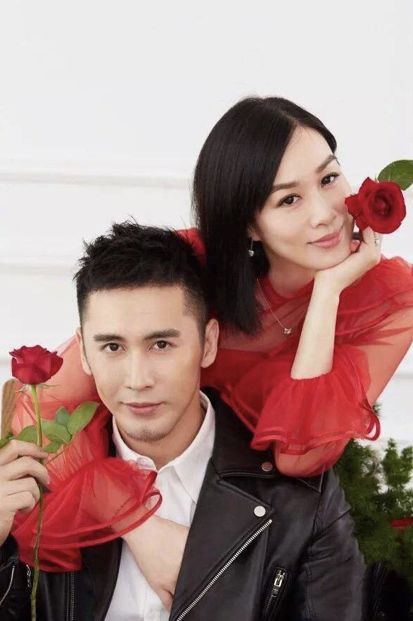 钟丽缇和张伦硕屡撒狗粮,打破老少配的爱情阴