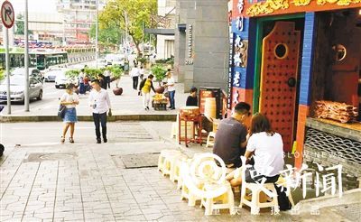 维护网红景点 人人有责