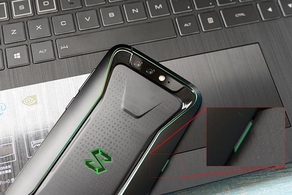 骁龙845游戏手机降至2599元,还直接配8GB内