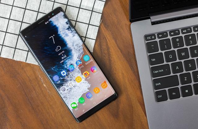 华为P20Pro对比三星note8,你会选择谁?