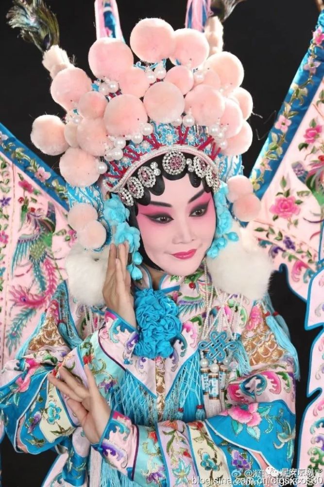 戏曲中的"旦行"分为:正