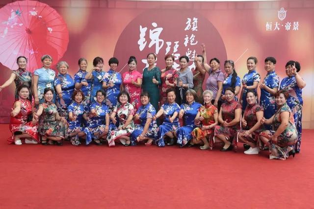 怀化快乐老年大学旗袍秀活动