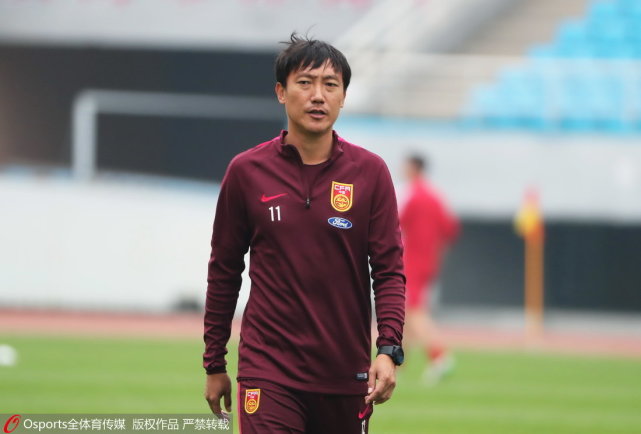 半场-中国U17暂1-1伊朗 对手送乌龙刘祝润中柱