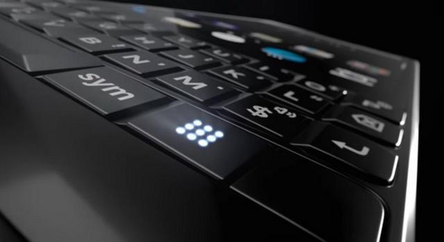 黑莓全面屏概念机曝光:取消物理键盘还挺好看